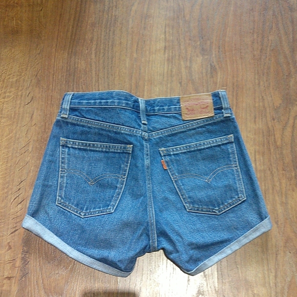Levi's Denim Shorts - Picture 3 of 5